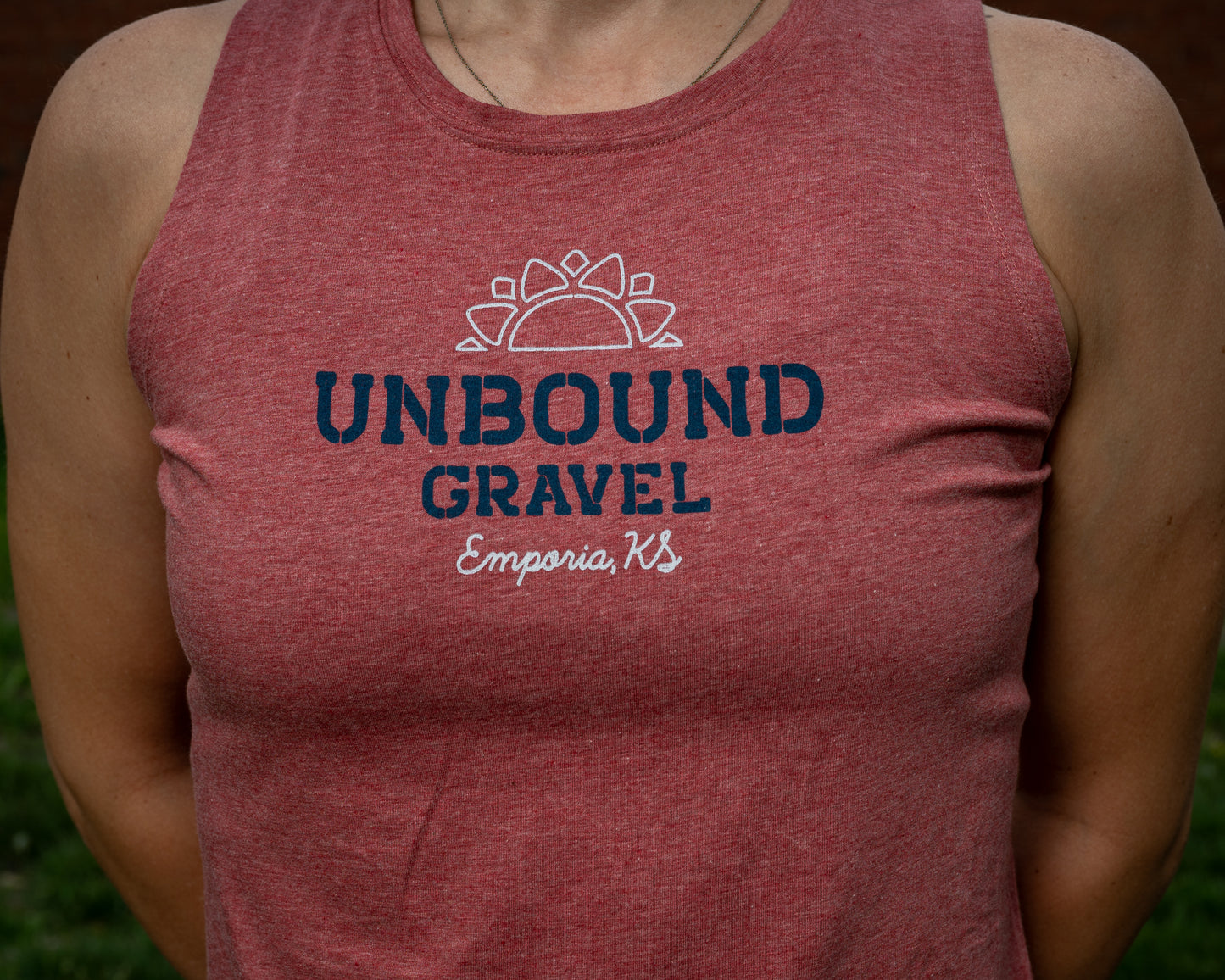 UNBOUND Women's Task Tank (Earth Red Heather)